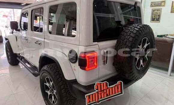 Buy Used Jeep Commander Other Car in Vientiane in Vientiane Province Buy Used Jeep Commander Other Car in Vientiane in Vientiane Province
