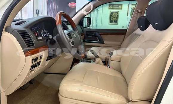 Buy Used Toyota Land Cruiser Other Car in Vientiane in Vientiane Province Buy Used Toyota Land Cruiser Other Car in Vientiane in Vientiane Province