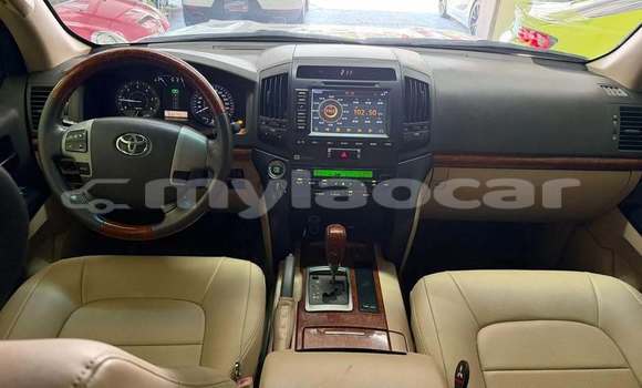 Buy Used Toyota Land Cruiser Other Car in Vientiane in Vientiane Province Buy Used Toyota Land Cruiser Other Car in Vientiane in Vientiane Province