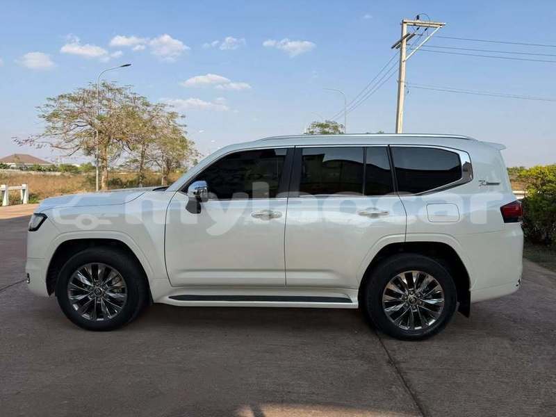Big with watermark toyota land cruiser vientiane province vientiane 7112