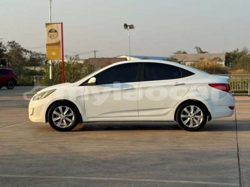 Big with watermark toyota allion vientiane province vientiane 7113