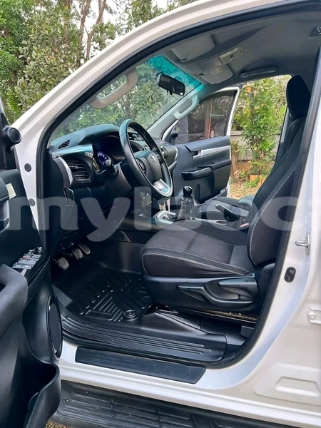 Big with watermark toyota hilux vientiane province vientiane 7123