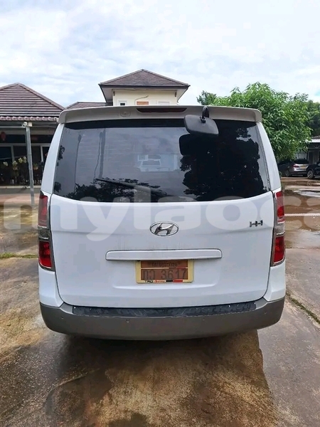 Big with watermark hyundai h1 khammouan province thakhek 7125