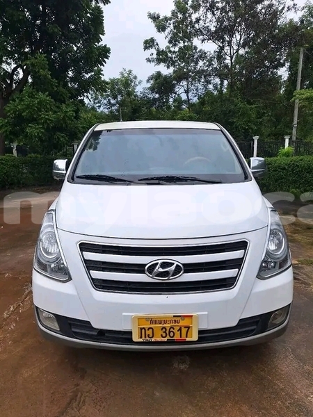 Big with watermark hyundai h1 khammouan province thakhek 7125