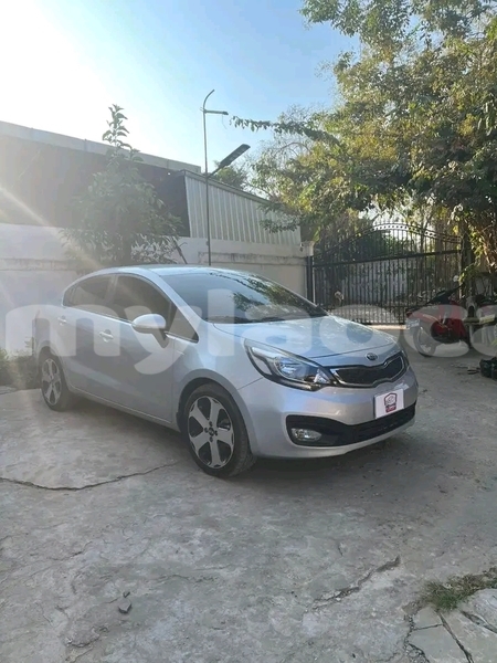 Big with watermark toyota camry vientiane province vientiane 7127