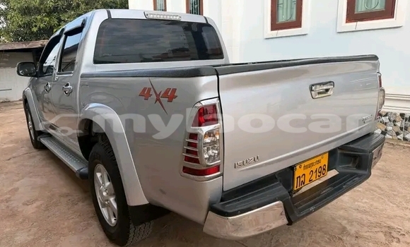 Buy Used Toyota Hiluxe Revo Other Car in Phongsaly in Phôngsali Province Buy Used Toyota Hiluxe Revo Other Car in Phongsaly in Phôngsali Province
