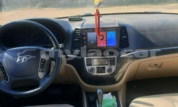 Buy Used Hyundai Santa Fe Other Car in Luang Namtha in Luang Namtha Province Buy Used Hyundai Santa Fe Other Car in Luang Namtha in Luang Namtha Province