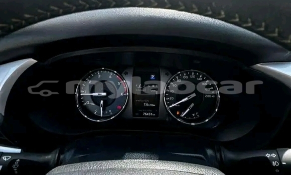 Buy Used Toyota Hiluxe VIGO White Car in Vientiane in Vientiane Province Buy Used Toyota Hiluxe VIGO White Car in Vientiane in Vientiane Province