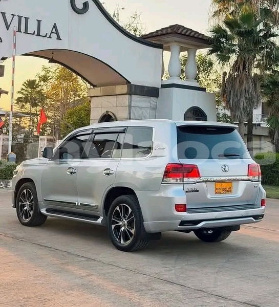 Big with watermark toyota land cruiser vientiane province vientiane 7138