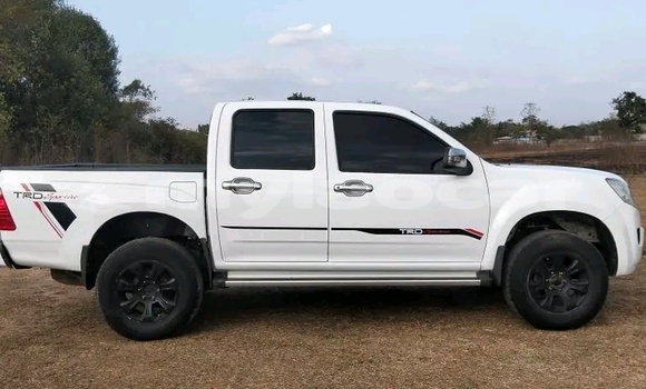 Buy Used Toyota Hilux Other Car in Vientiane in Vientiane Province Buy Used Toyota Hilux Other Car in Vientiane in Vientiane Province