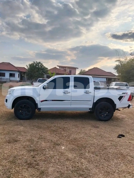 Big with watermark toyota hilux vientiane province vientiane 7145