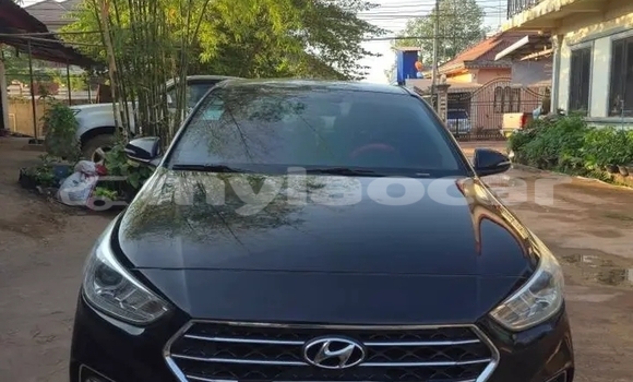 Buy Used Hyundai Accent Black Car in Vientiane in Vientiane Province Buy Used Hyundai Accent Black Car in Vientiane in Vientiane Province