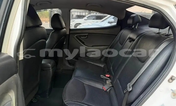 Buy Used Hyundai Elantra White Car in Vientiane in Vientiane Province Buy Used Hyundai Elantra White Car in Vientiane in Vientiane Province