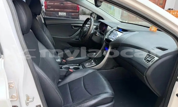 Buy Used Hyundai Elantra White Car in Vientiane in Vientiane Province Buy Used Hyundai Elantra White Car in Vientiane in Vientiane Province