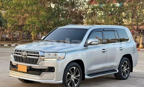 Buy Used Toyota Land Cruiser Prado Other Car in Vientiane in Vientiane Province Buy Used Toyota Land Cruiser Prado Other Car in Vientiane in Vientiane Province