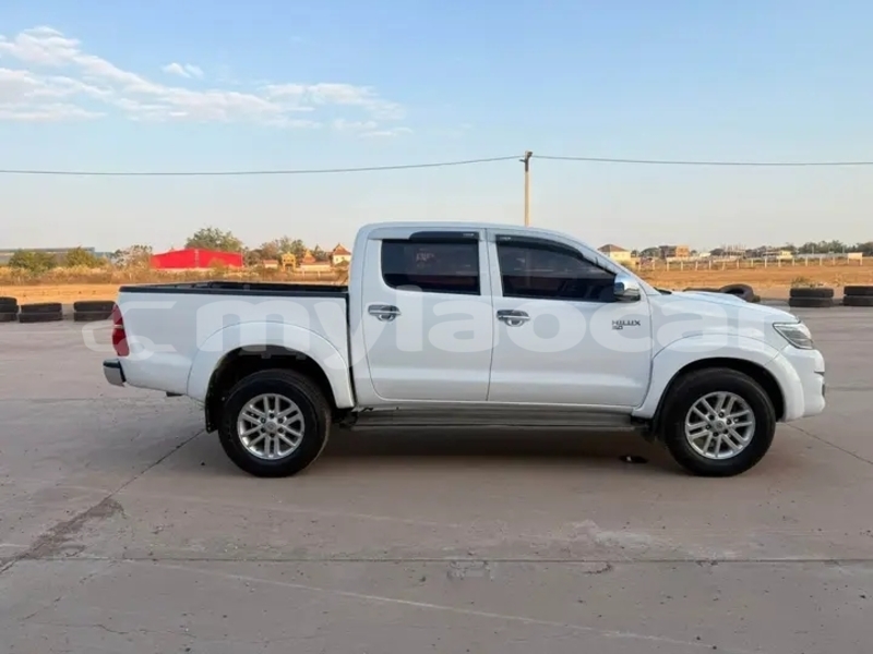 Big with watermark toyota hiluxe vigo vientiane province vientiane 7168