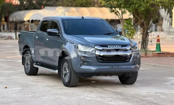 Buy Used Toyota Hilux Other Car in Luang Namtha in Luang Namtha Province Buy Used Toyota Hilux Other Car in Luang Namtha in Luang Namtha Province
