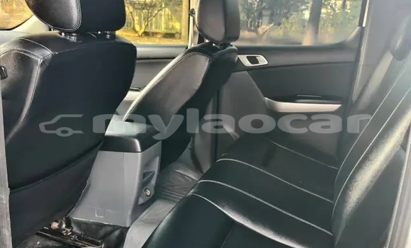 Buy Used Mazda BT-50 White Car in Vientiane in Vientiane Province