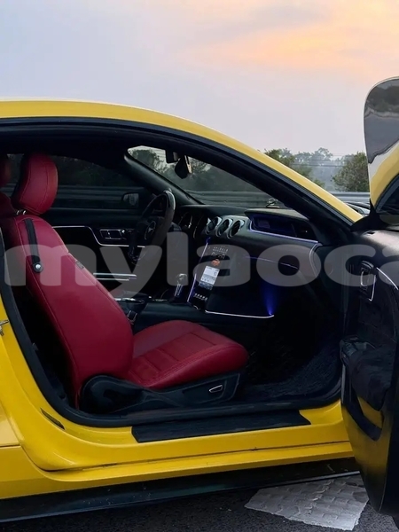 Big with watermark ford mustang vientiane province vientiane 7182