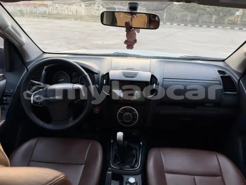 Big with watermark isuzu d max vientiane province vientiane 7187
