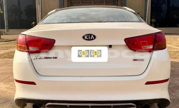 Buy Used Kia K5 White Car in Vientiane in Vientiane Province Buy Used Kia K5 White Car in Vientiane in Vientiane Province