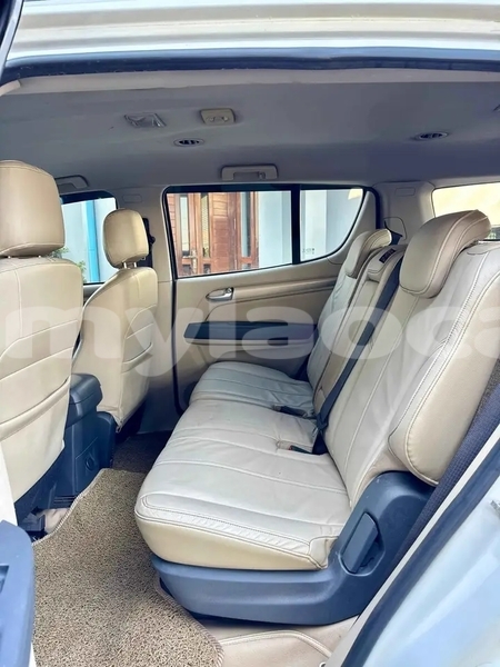 Big with watermark toyota prado vientiane province vientiane 7189