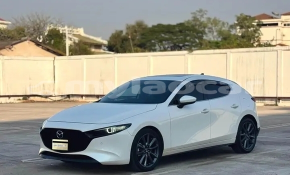 Buy Used Mazda 3 White Car in Thakhek in Khammouan Province