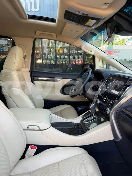 Big with watermark toyota alphard salavan province saravan 7193