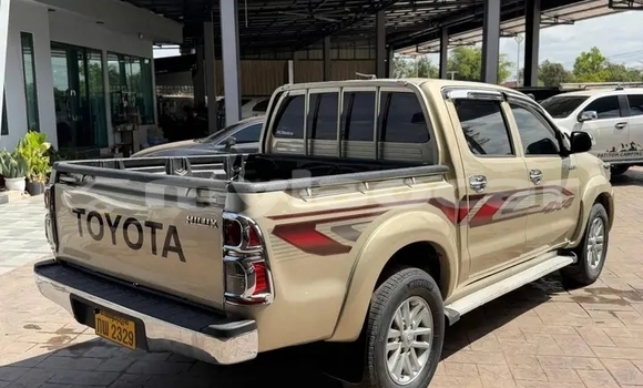 Buy Used Toyota Hilux Other Car in Thakhek in Khammouan Province Buy Used Toyota Hilux Other Car in Thakhek in Khammouan Province