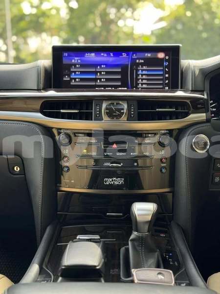 Big with watermark lexus lx 570 khammouan province thakhek 7203