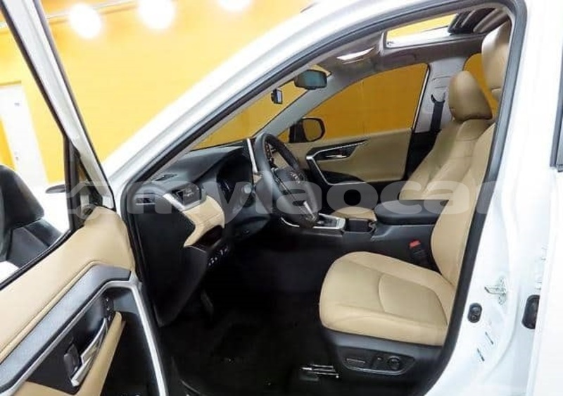 Big with watermark toyota rav4 vientiane province vientiane 7207