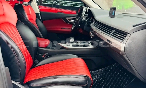 Buy Used Audi Q7 White Car in Vientiane in Vientiane Province Buy Used Audi Q7 White Car in Vientiane in Vientiane Province