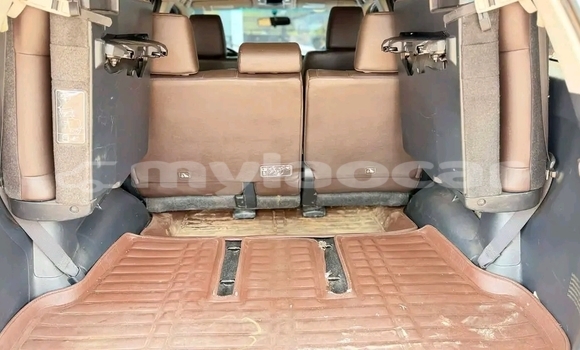 Buy Used Toyota Fortuner White Car in Vientiane in Vientiane Province Buy Used Toyota Fortuner White Car in Vientiane in Vientiane Province