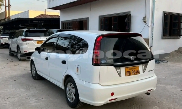 ຊື້ ໃຊ້ແລ້ວ Honda Stream White ລົດ ໃນ Vientiane ໃນ Vientiane Province ຊື້ ໃຊ້ແລ້ວ Honda Stream White ລົດ ໃນ Vientiane ໃນ Vientiane Province