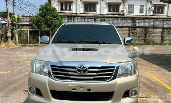 Buy Used Toyota Hilux Other Car in Vientiane in Vientiane Province Buy Used Toyota Hilux Other Car in Vientiane in Vientiane Province
