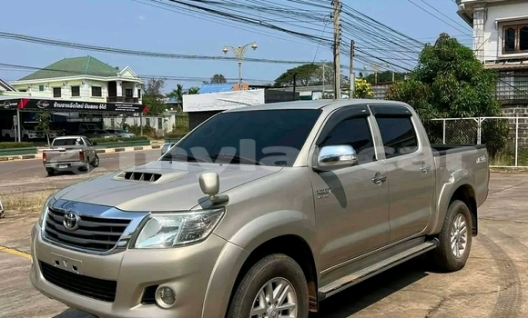 Buy Used Toyota Hilux Other Car in Vientiane in Vientiane Province Buy Used Toyota Hilux Other Car in Vientiane in Vientiane Province