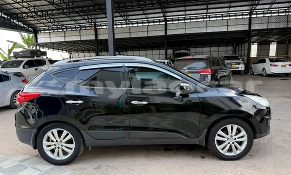 Buy Used Hyundai Tucson Black Car in Vientiane in Vientiane Province Buy Used Hyundai Tucson Black Car in Vientiane in Vientiane Province