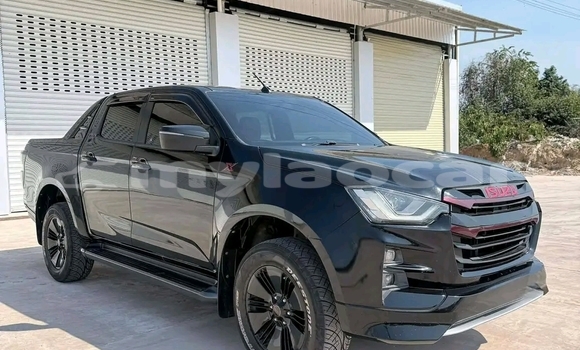 Buy Used Isuzu D-max Spark 4x4 Black Car in Vientiane in Vientiane Province Buy Used Isuzu D-max Spark 4x4 Black Car in Vientiane in Vientiane Province