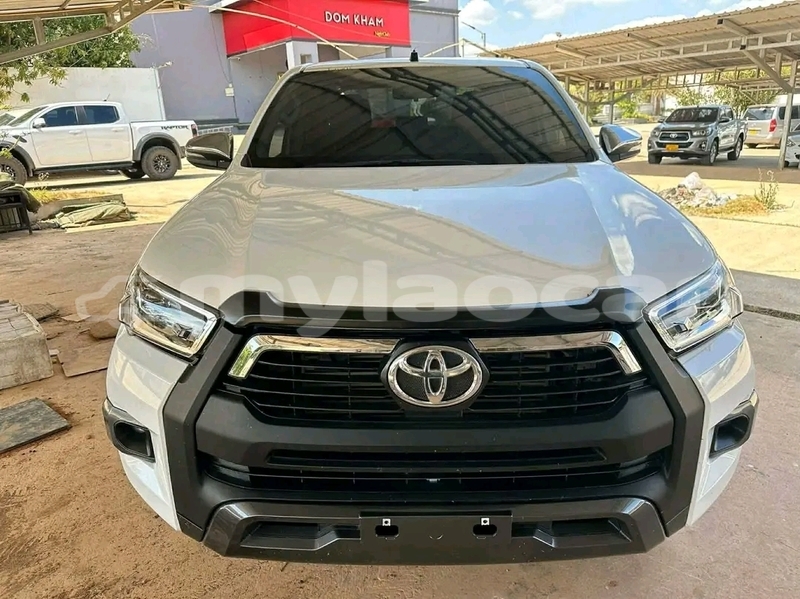 Big with watermark toyota hilux vientiane province vientiane 7229