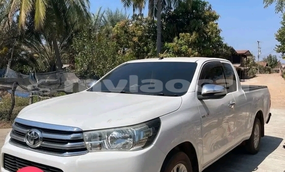 Acheter Occasion Voiture Toyota Hilux Blanc à Vientiane, Vientiane Province Acheter Occasion Voiture Toyota Hilux Blanc à Vientiane, Vientiane Province