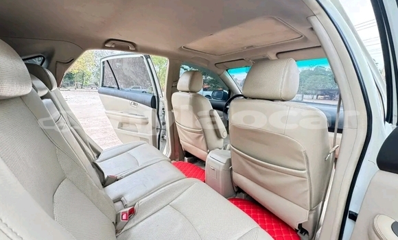 Buy Used BYD S6 White Car in Vientiane in Vientiane Province Buy Used BYD S6 White Car in Vientiane in Vientiane Province