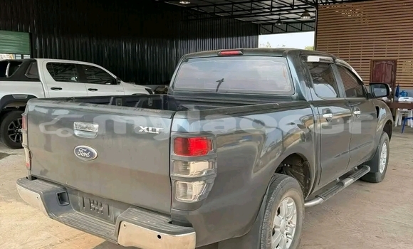 Acheter Occasion Voiture Ford S-MAX Noir à Vientiane, Vientiane Province Acheter Occasion Voiture Ford S-MAX Noir à Vientiane, Vientiane Province