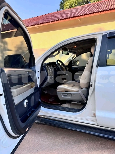 Big with watermark toyota tundra vientiane province vientiane 7244