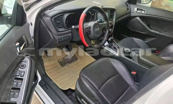 Acheter Occasion Voiture Kia K5 Blanc à Vientiane, Vientiane Province Acheter Occasion Voiture Kia K5 Blanc à Vientiane, Vientiane Province