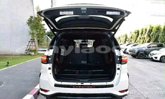 Buy Used Toyota Aygo White Car in Vientiane in Vientiane Province Buy Used Toyota Aygo White Car in Vientiane in Vientiane Province