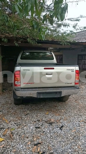 Big with watermark toyota hilux vientiane province vientiane 7253
