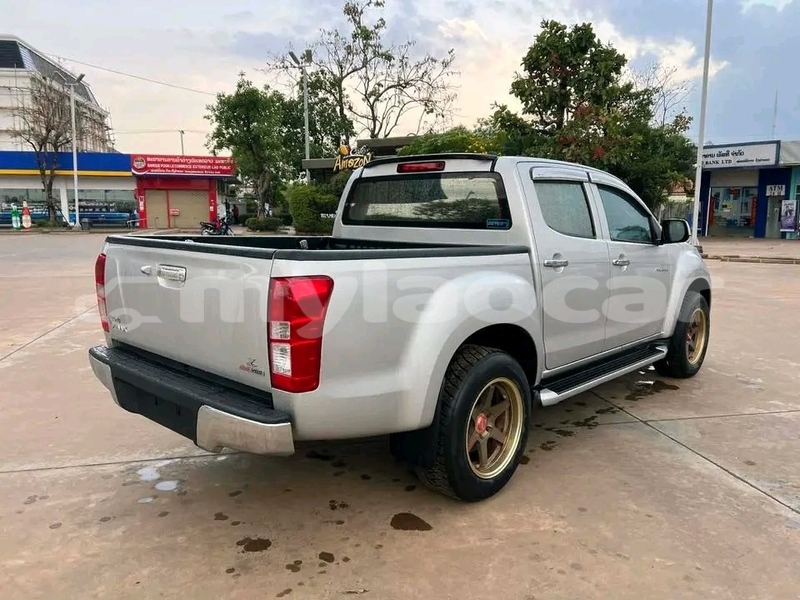 Big with watermark toyota hilux vientiane province vientiane 7253