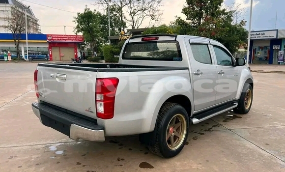 Acheter Occasion Voiture Toyota Hilux Blanc à Vientiane, Vientiane Province Acheter Occasion Voiture Toyota Hilux Blanc à Vientiane, Vientiane Province