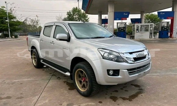 Acheter Occasion Voiture Toyota Hilux Blanc à Vientiane, Vientiane Province Acheter Occasion Voiture Toyota Hilux Blanc à Vientiane, Vientiane Province