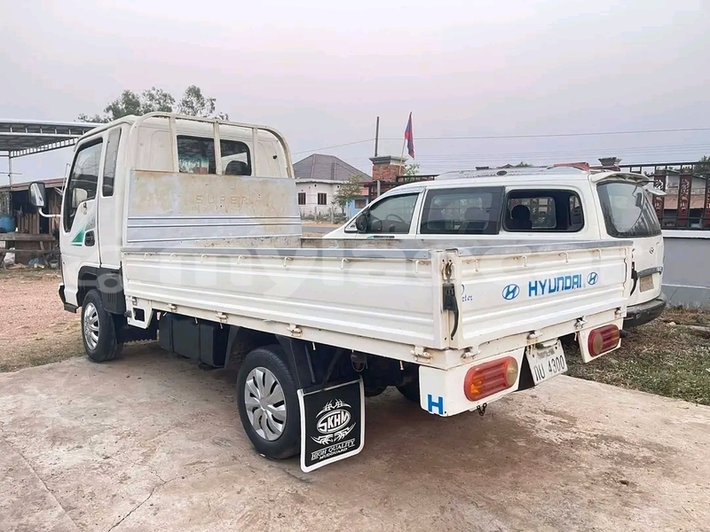 Big with watermark hyundai elantra vientiane province vientiane 7254